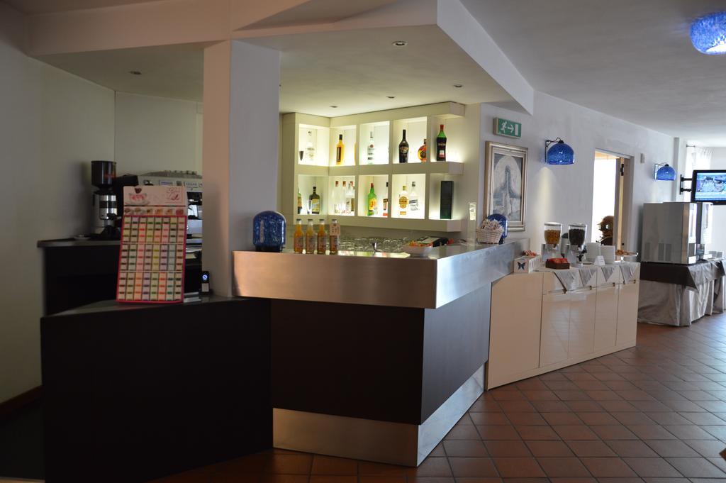 פרדורה Beach Hotel Eurovil מראה חיצוני תמונה